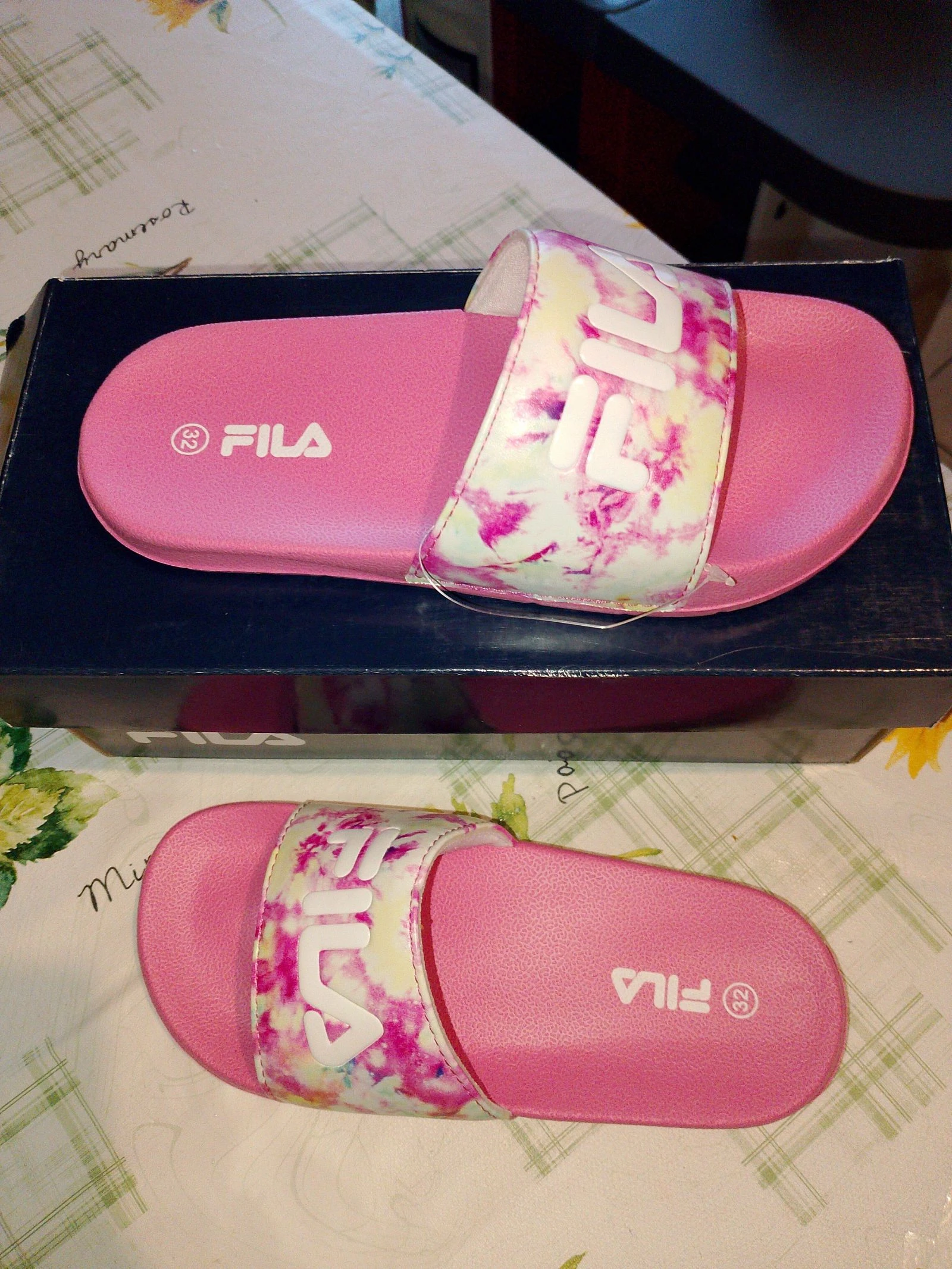 Sandales/Mules Fila Tie-Dye Roses Fille, Pointure 32